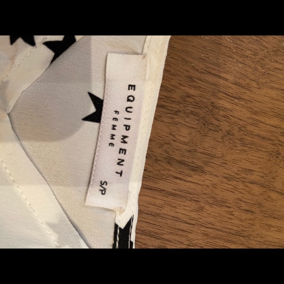 Equipment Layla Star Print Camisole - Picture 3 of 4